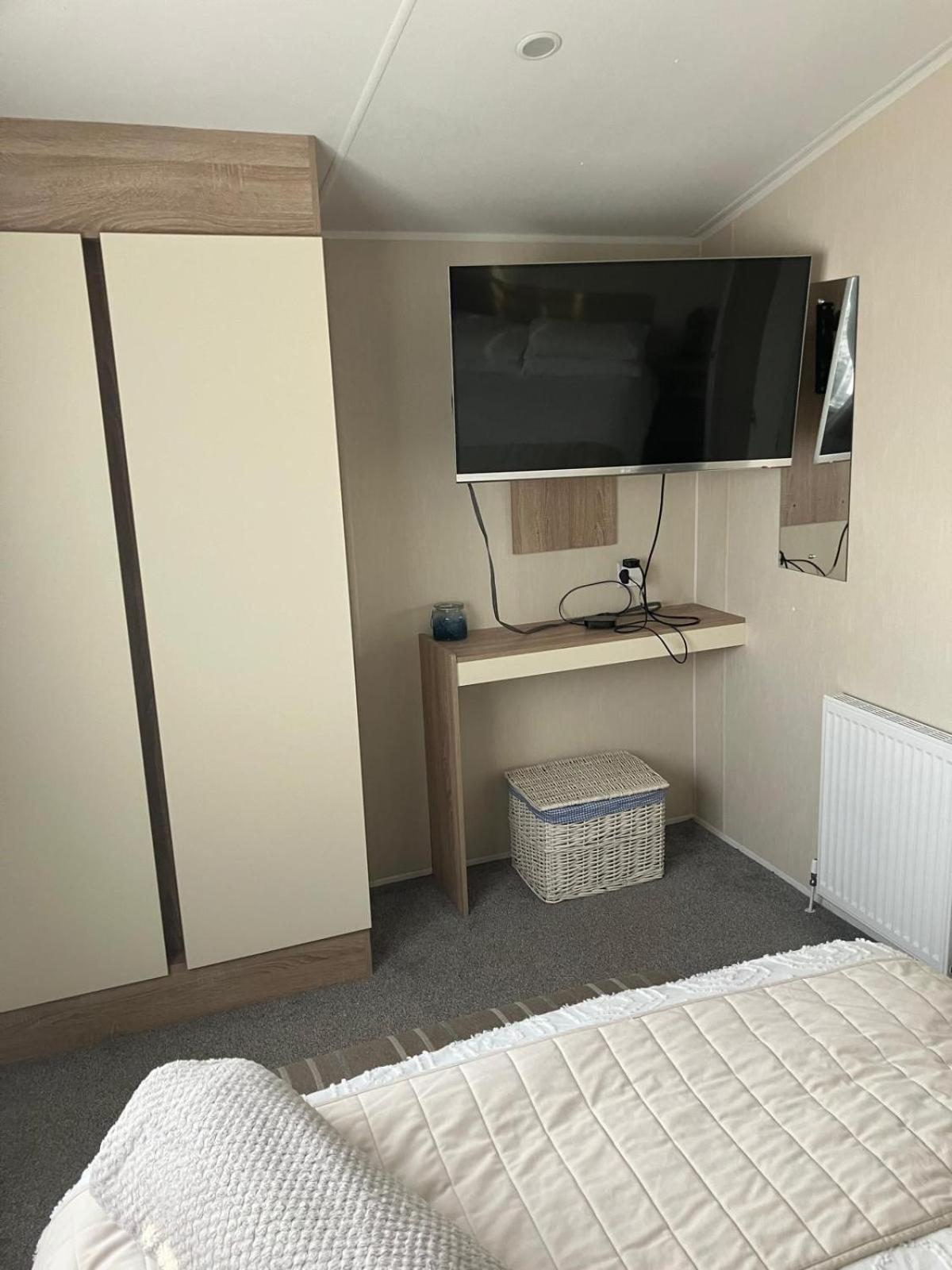 The Hideaway Cabin Seasalter المظهر الخارجي الصورة